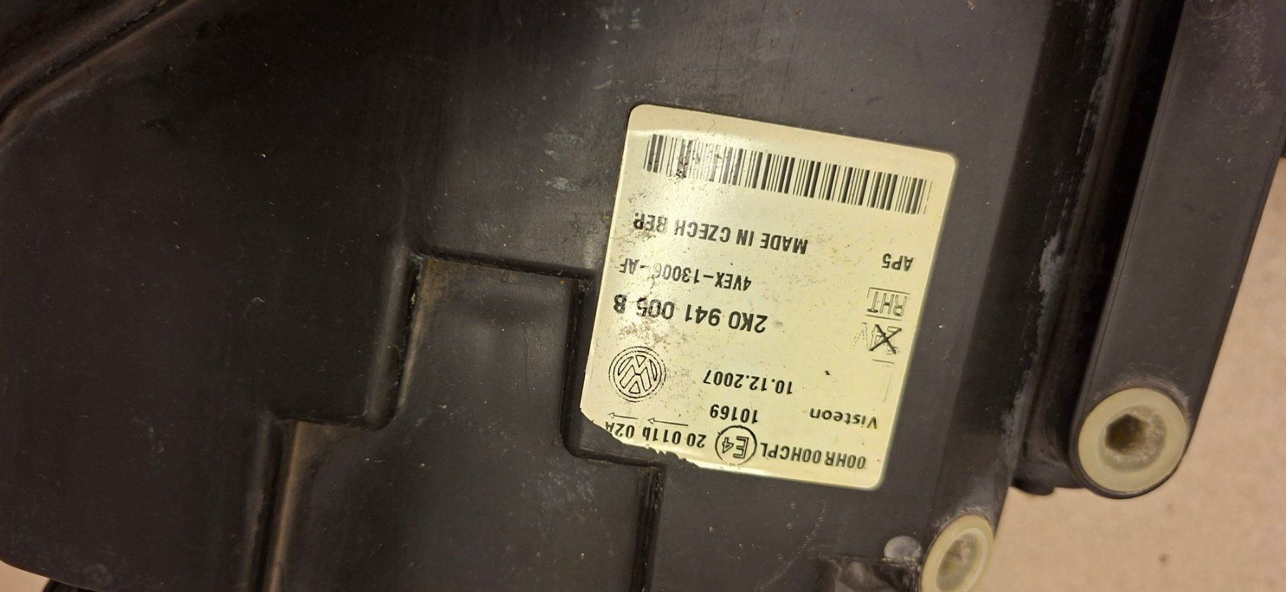 VW Alle Autoersatzteile: Scheinwerfer VW Caddy l+r Neu – Gebraucht aus Alpnach Dorf von Kessy4 4