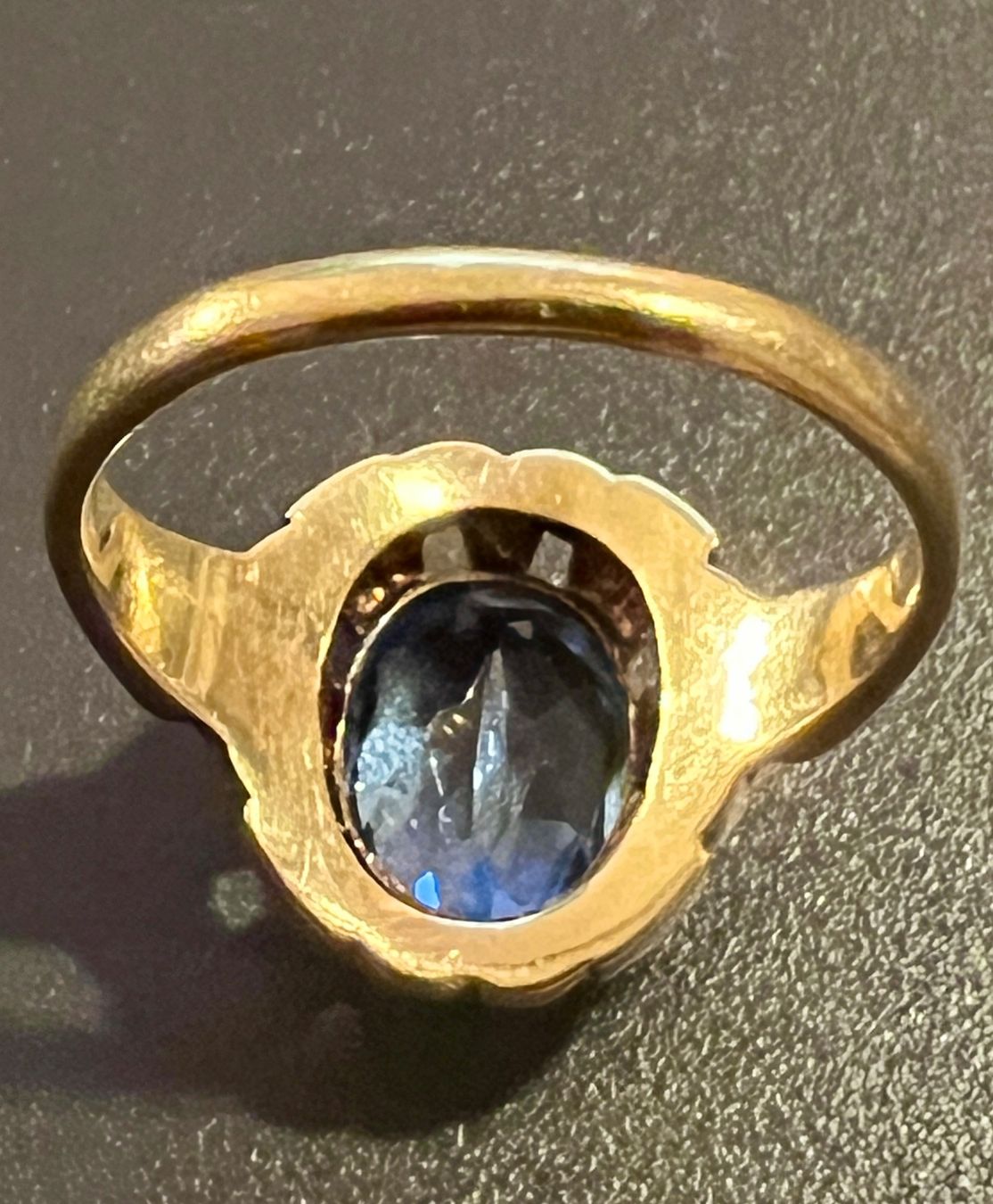 Bagues: Gold-Ring 18K mit Spinell – D'occasion à Chur par Penting1935 5