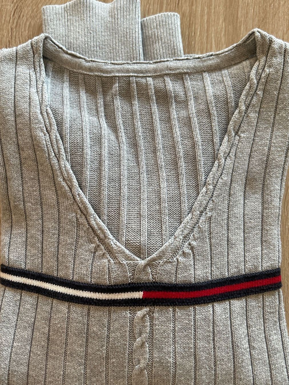 Tommy Hilfiger Pullover & Sweatshirts: Damen Pullover Tommy Hilfiger grau gerippt – Gebraucht aus Brunnen von Nala2929 6