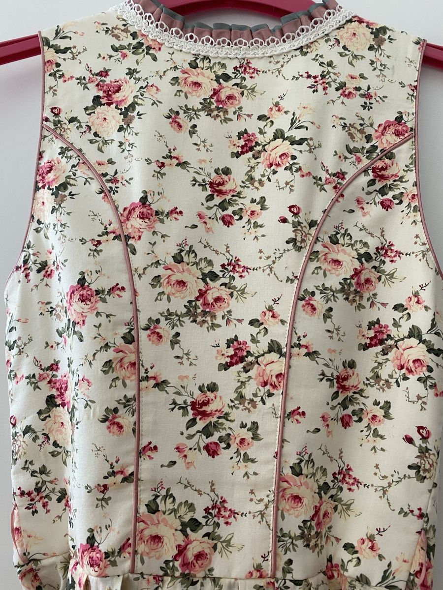 Krüger Vestiti: Krüger Dirndl Blumenmuster Gr.32 – Nuovo (secondo la descrizione) da Bassersdorf venduto da gra_2wx8 2