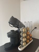 Macchina Caffè Nespresso DeLonghi con portacapsule