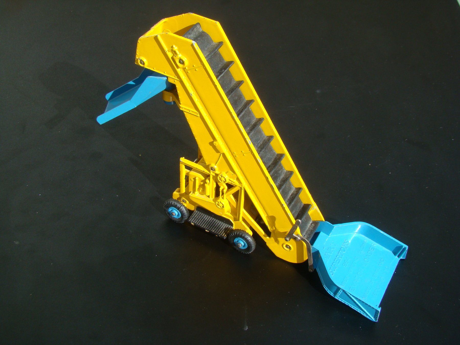 Dinky Toys Modellautos: Dinky Supertoys 964 Elevater Loader mit Förderband cool – Gebraucht aus Walzenhausen von Vanquish711 1