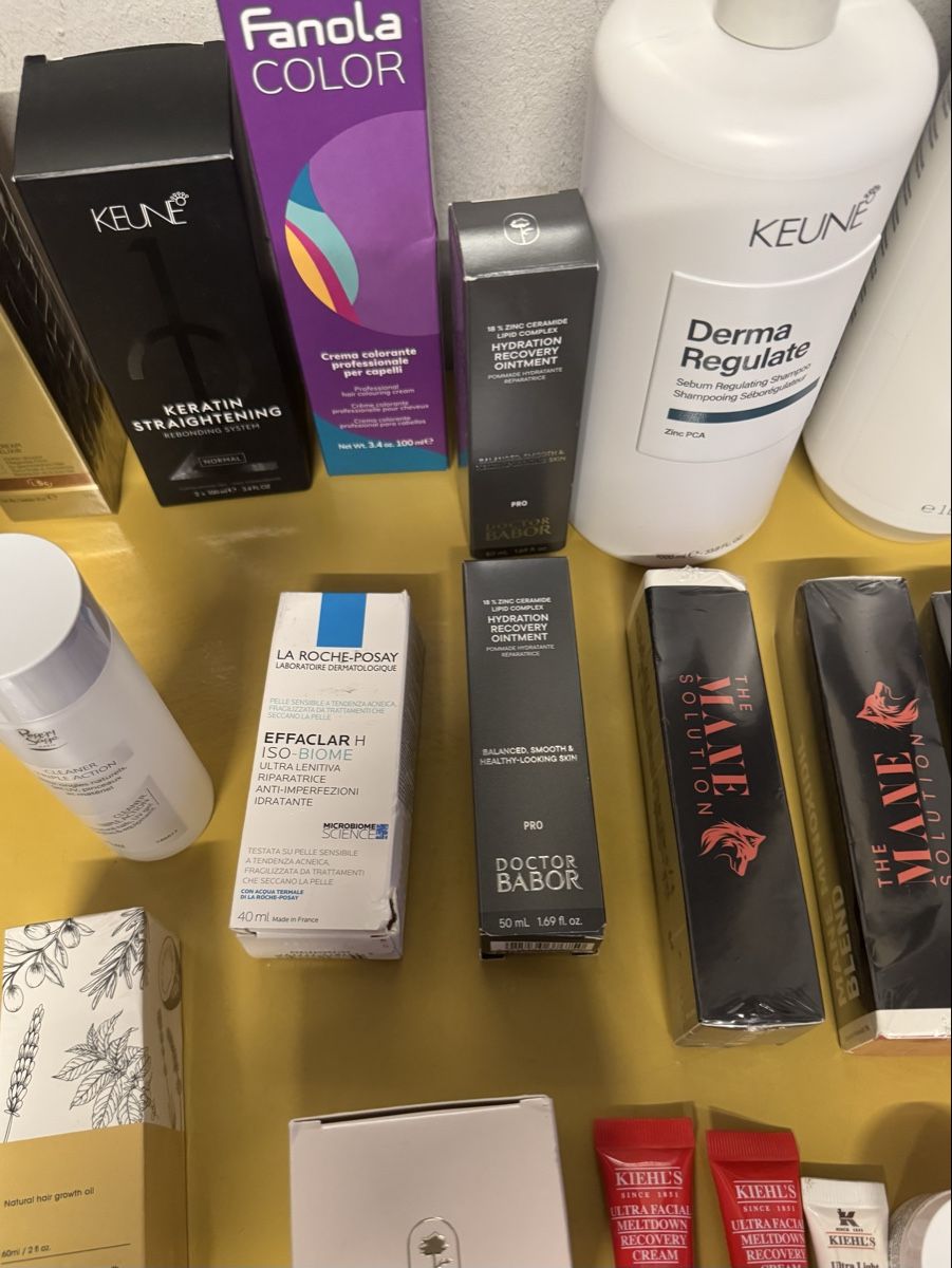Lettini & sedie per cosmetici: Kosmetikartikel gemischt neu 32 stk.  – Nuovo (secondo la descrizione) da Schlieren venduto da Freundlich02 9