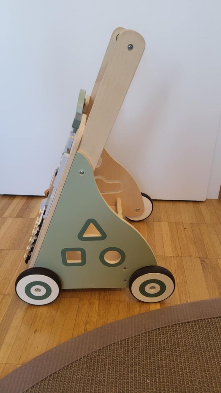 Ausili per la deambulazione: Lauflernwagen aus Holz – Usato da Zürich venduto da vio_ph9l 1