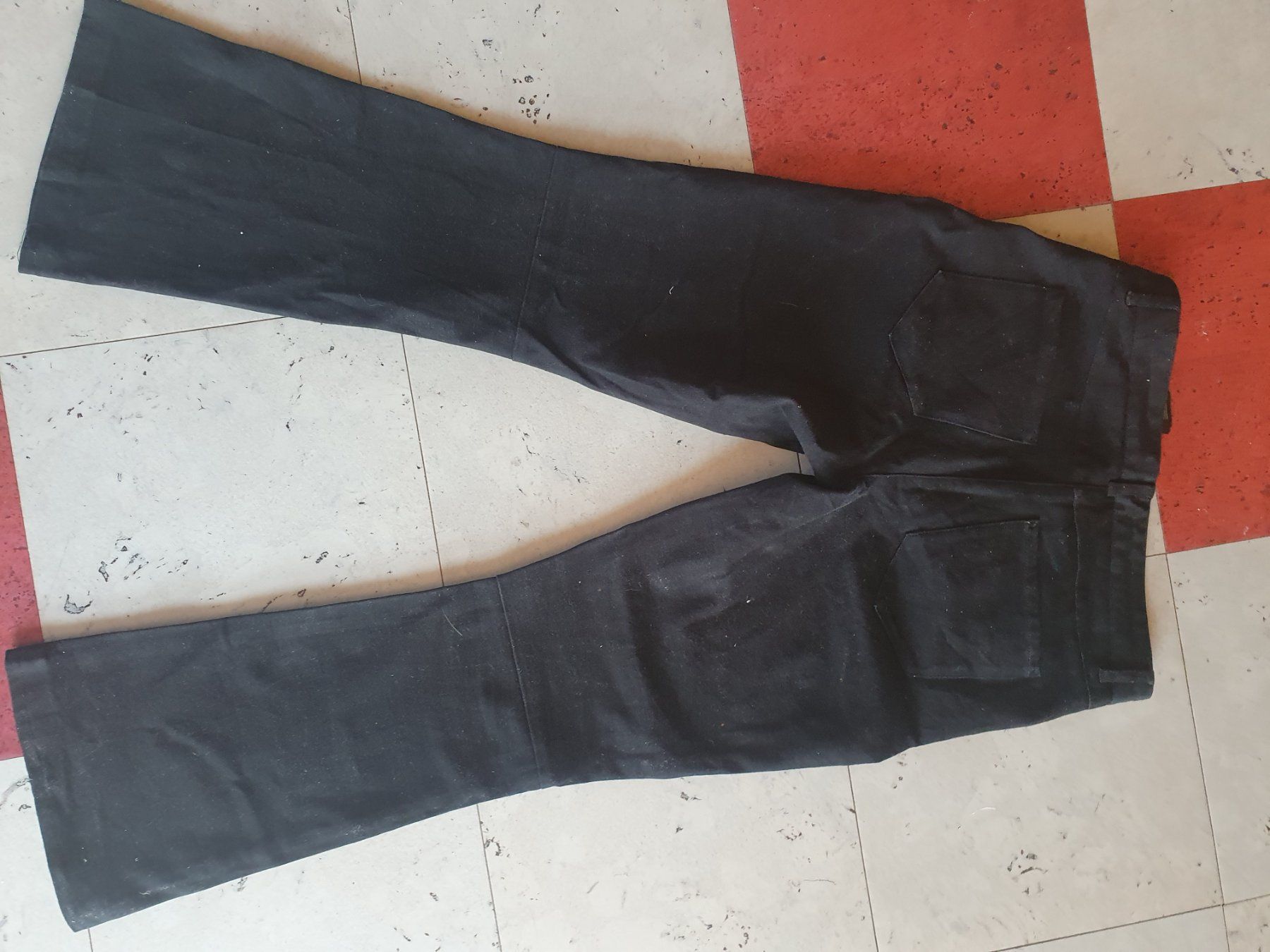 Jeans: Jeans – Usato da Moosseedorf venduto da Sonnenschein.. 4