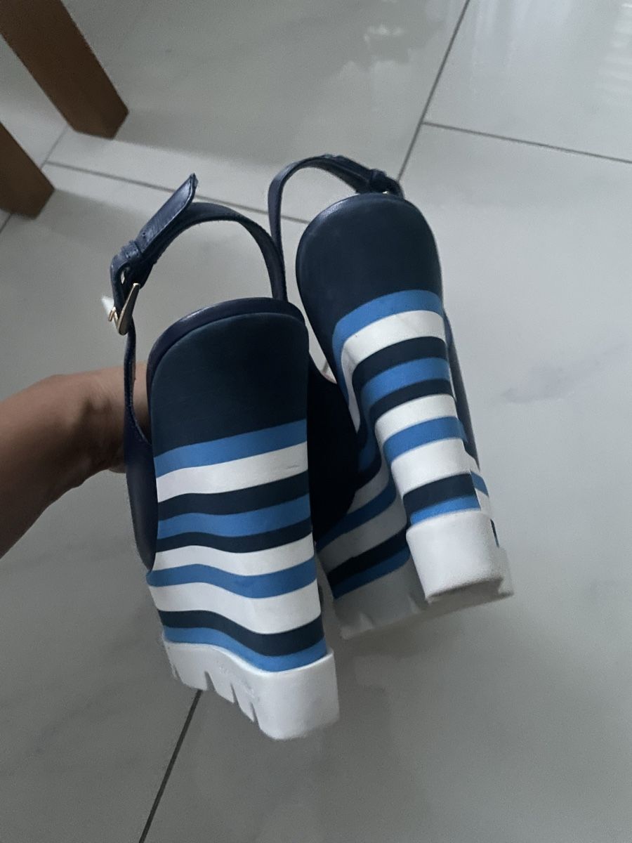 Baldinini Scarpe da donna: Gr.39 Baldinini Wedges in Blau – Usato da Au ZH venduto da Daiga 1