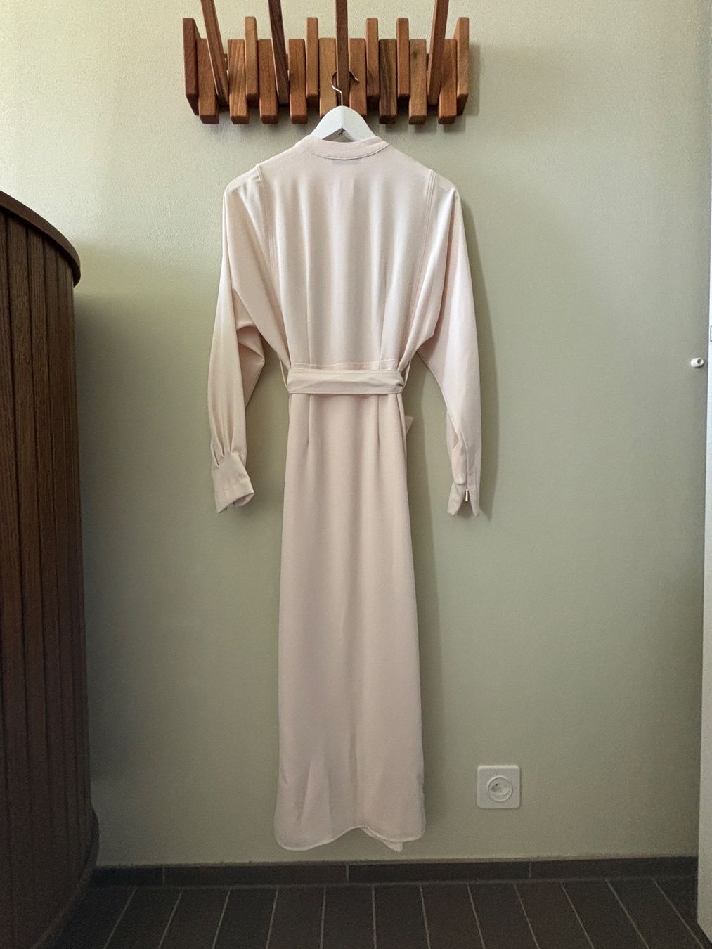 Mango Vestiti: Kleid Maxikleid Weiss lang Hochzeit – Usato da Schinznach Dorf venduto da mysy 1