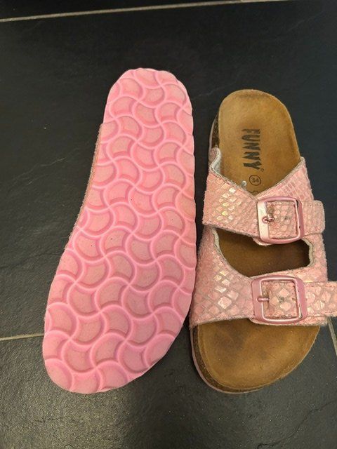 Scarpe per ragazze: Hausschuhe – Usato da Niederlenz venduto da nad_7g5w 1