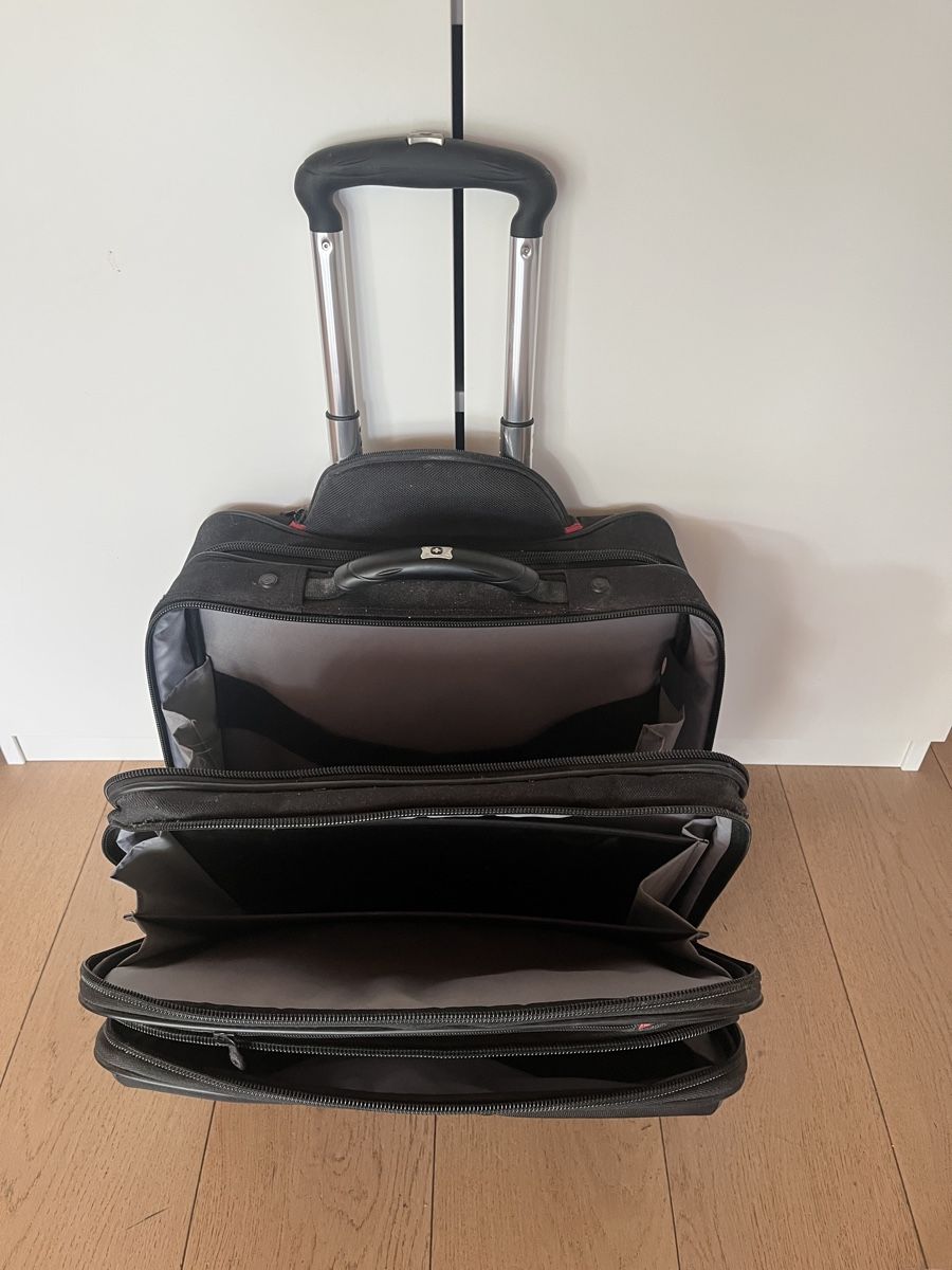 Koffer & Taschen: Wenger Rollkoffer – Gebraucht aus Hochdorf von bachfrau01 1