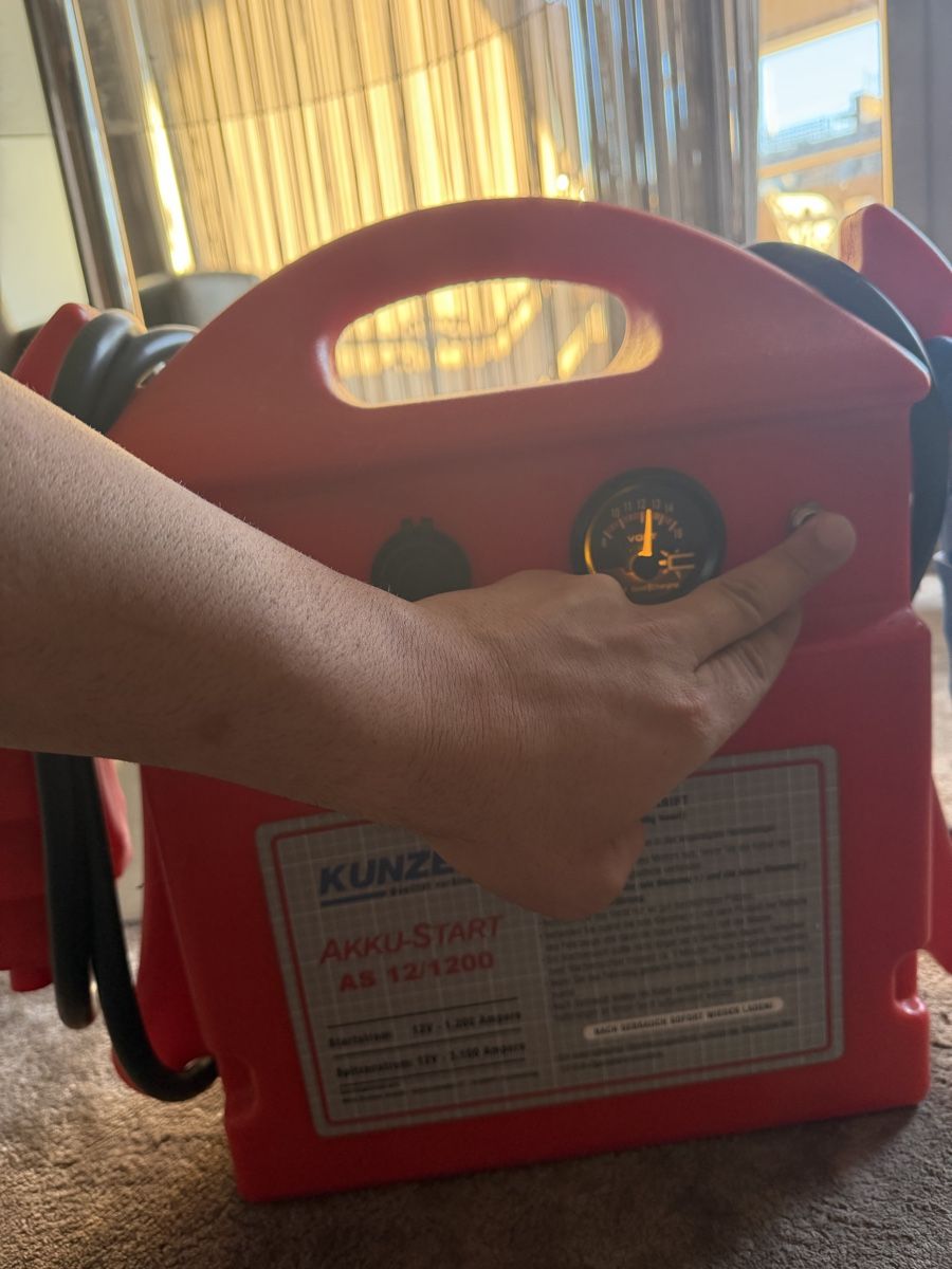 Akkus & Batterien: Auto Kunzer Jumper Battery – Neu (gemäss Beschreibung) aus Zürich von Tav.vi96 2