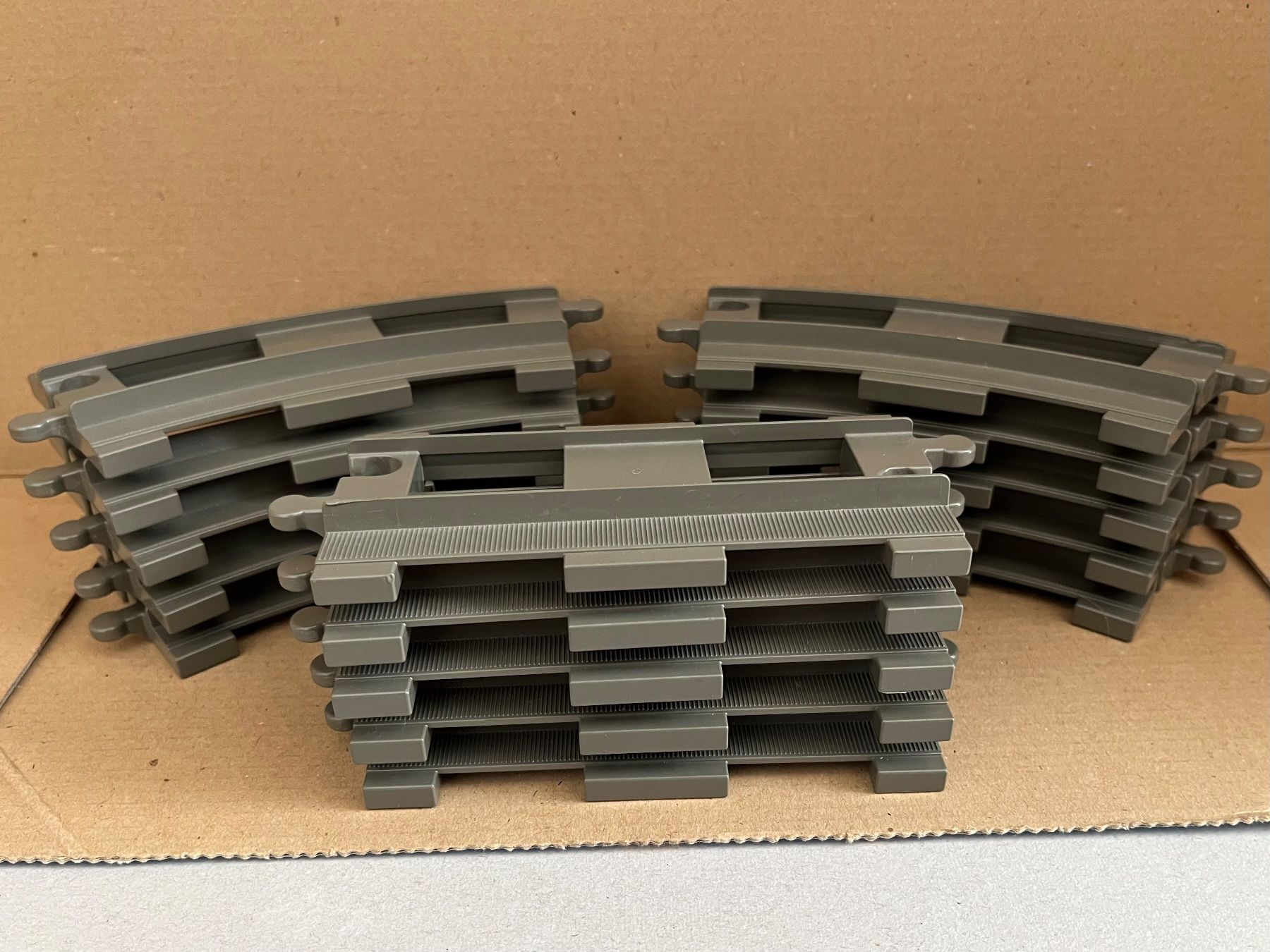 Giocattoli: Lego Duplo Schienen altgrau Gleise Eisenbahn – Usato da Ostermundigen venduto da bibi511