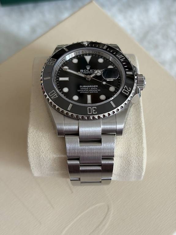 Montres: Rolex Submariner Date. 2023 – Neuf avec emballage d'origine à Bern par ale_pzz6 3