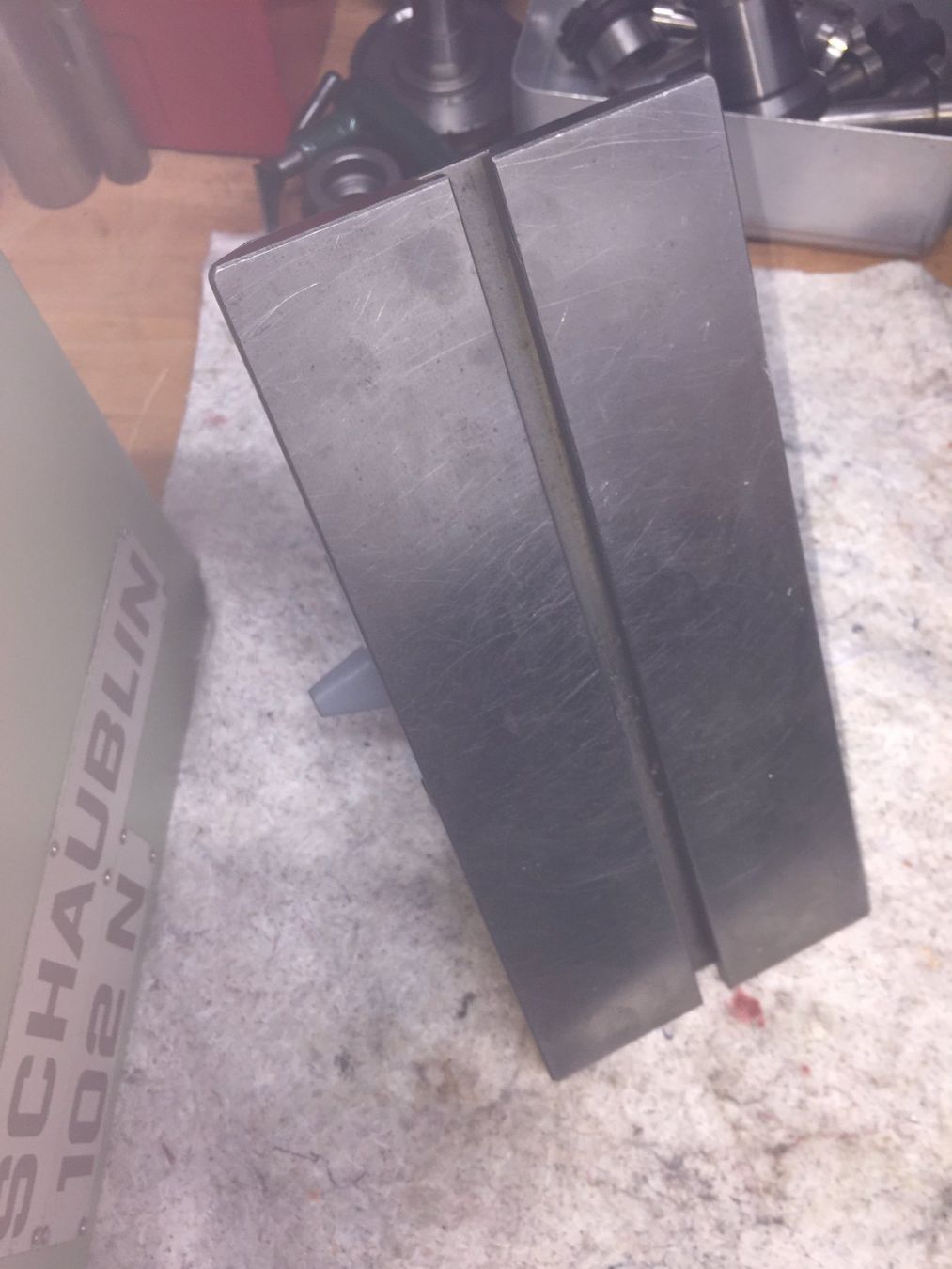 Aciera Altro per industria metallurgica: Aciera F1 Kipptisch – Usato da Frenkendorf venduto da nen_h8rw 2