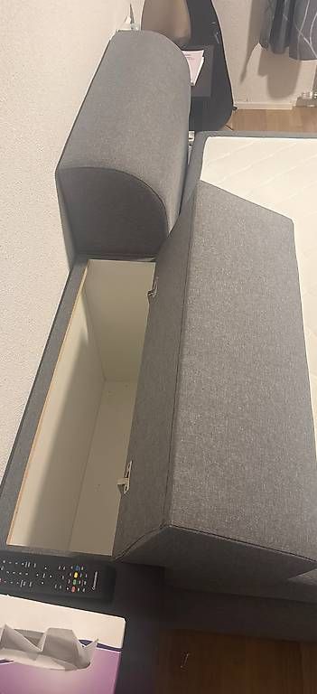 Betten: Große Bett 200X160  nur ein Jahre alt – Gebraucht aus Kriens von jav_c9nv 1