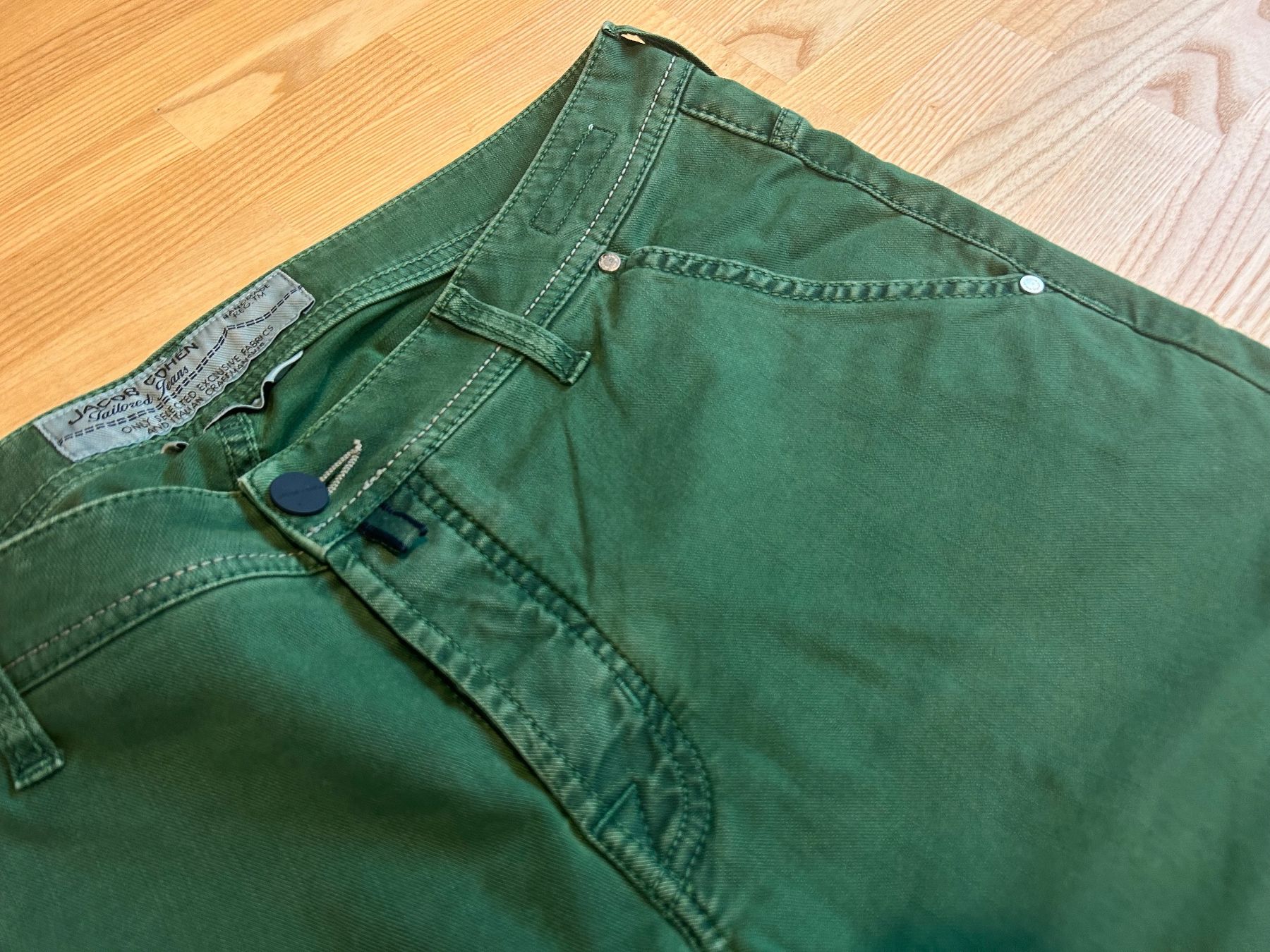 Jeans: Jacob Cohen Jeans Hose grün - Gr 35 – Neu (gemäss Beschreibung) aus Brüttisellen von ThommyK 1