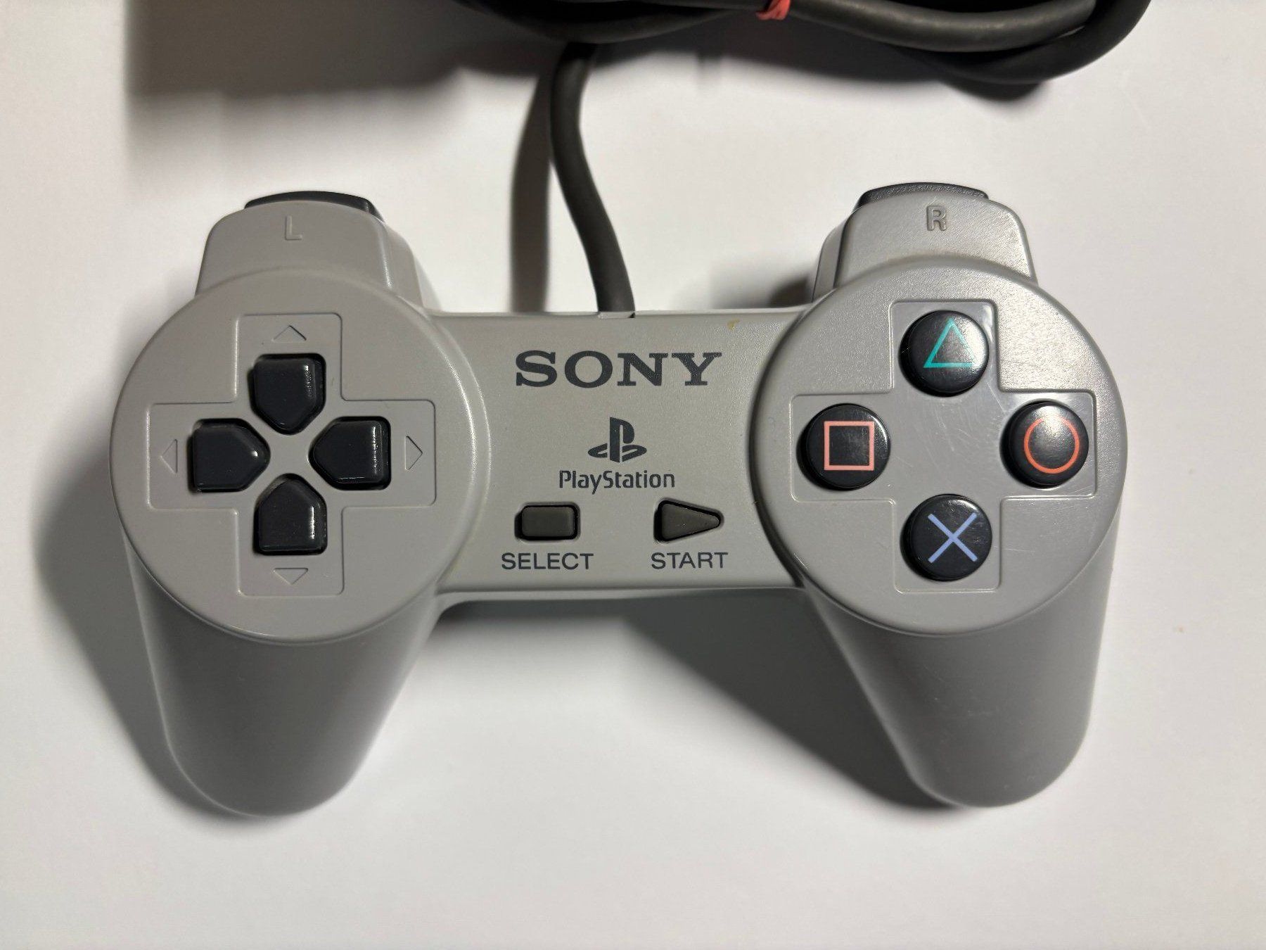 Sony Controller: PS1 - Controller – Usato da Allschwil venduto da Bullach