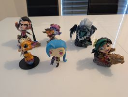 lot 6 Figurines League of Legends 