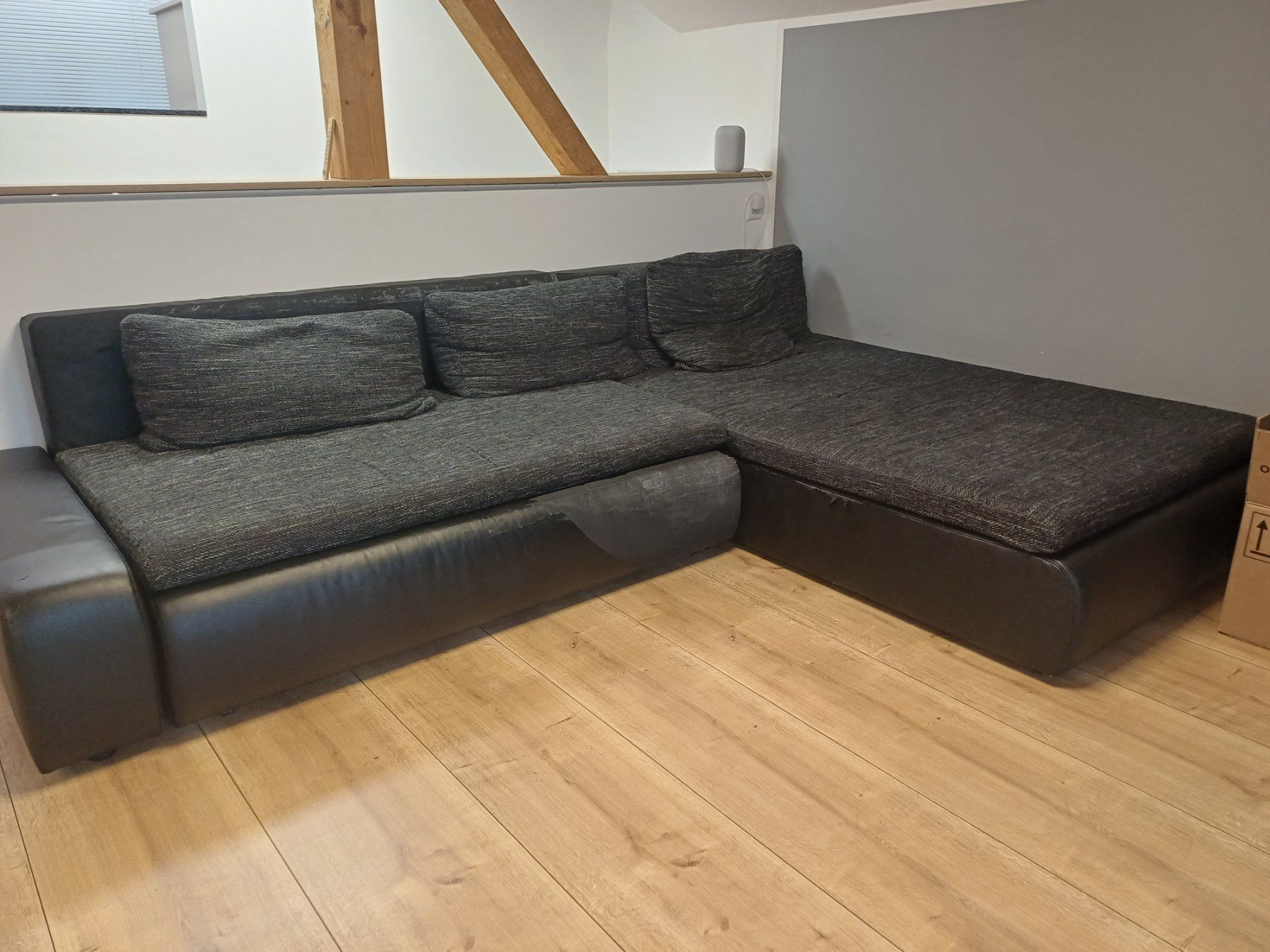 Sofas: Grosses Ecksofa mit Bettfunktion – Gebraucht aus Düdingen von Lechim2 1