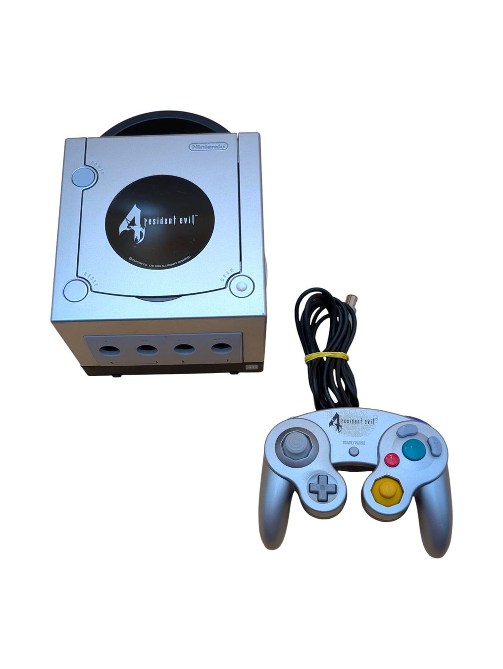 Nintendo Console: Nintendo GameCube Resident Evil 4 Edition Konsole – Usato da Domat/Ems venduto da IsseldorsShop