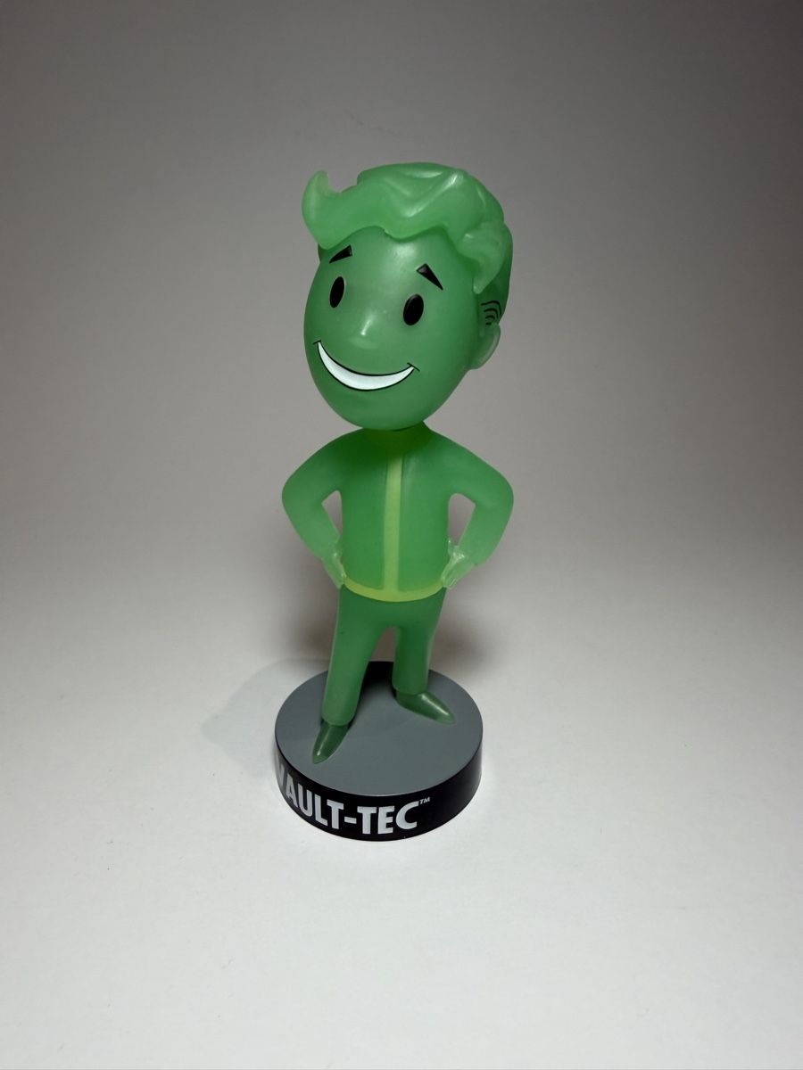 Spiele: Fallout Vault Boy Bobblehead Set – Gebraucht aus Zürich von Jonni_5 4