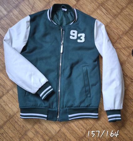 College Jacke gefüttert, dick, warm, grün weiss Grösse 157