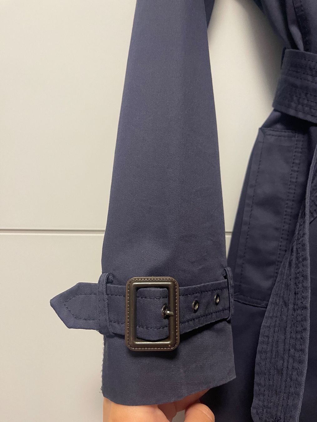 Esprit Cappotti: Hochwertiger Trenchcoat Esprit navy – Usato da Winterthur venduto da Milan340 1
