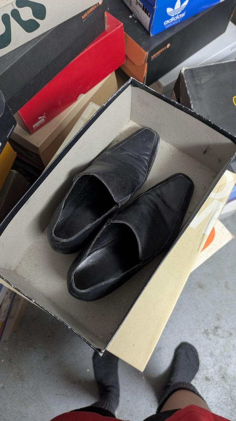 Damenschuhe: schwarze Lederschuhe – Gebraucht aus Morgarten von rra_jvw7 1