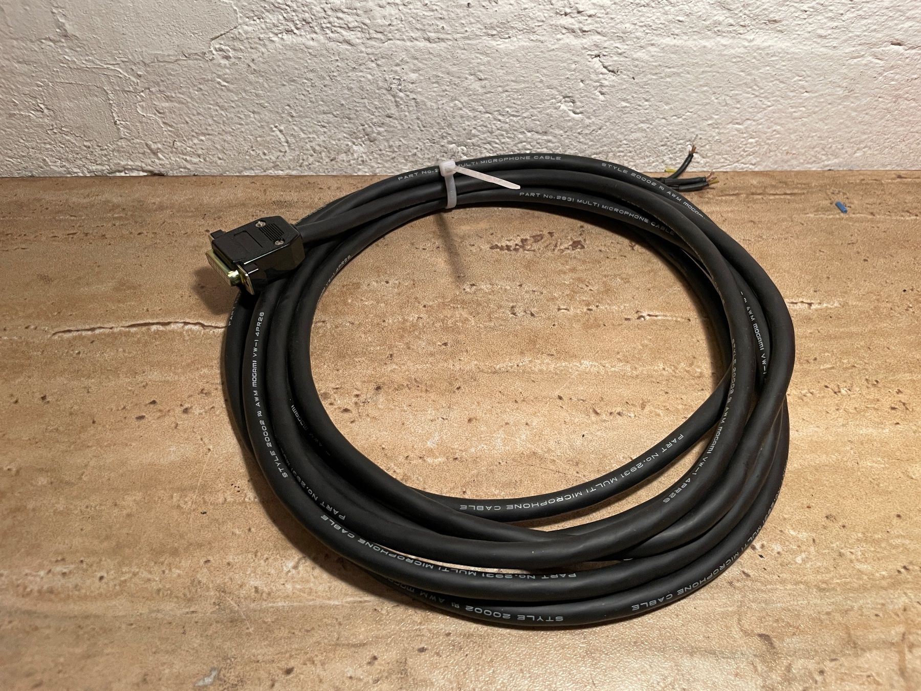 Cavi: DA15 MultiCore Kabel – Usato da Ehrendingen venduto da Cyrilf99