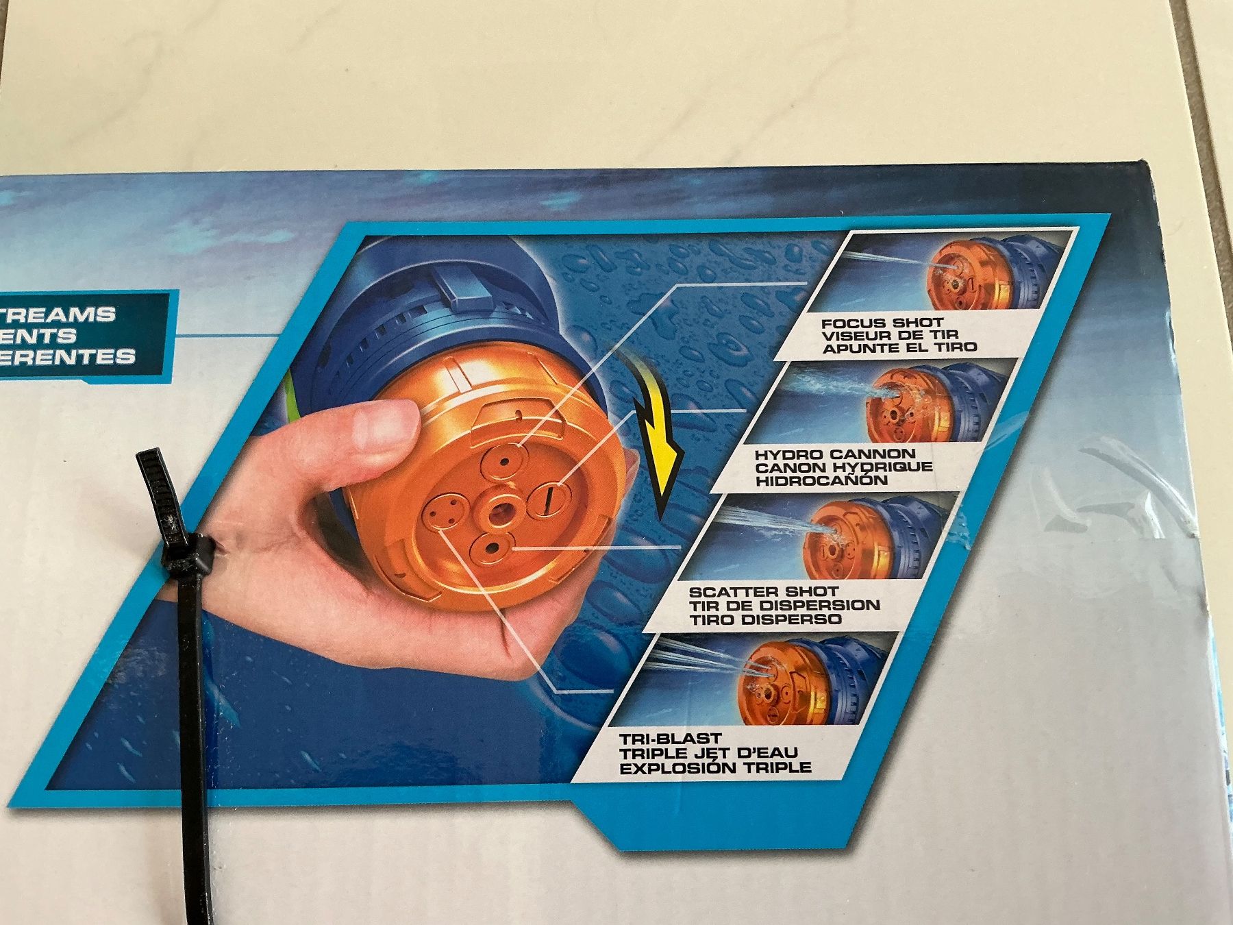Spielzeuge: Grosse Wasserpistole Xshot – Neu und originalverpackt aus Biel-Benken BL von Sahra1 2