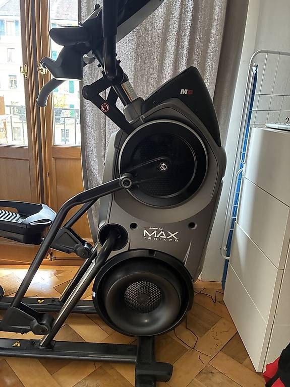 Hometrainer: Bowflex Max Trainer M8 - Elliptique / Steppe – Usato da Genève venduto da cai_8flm