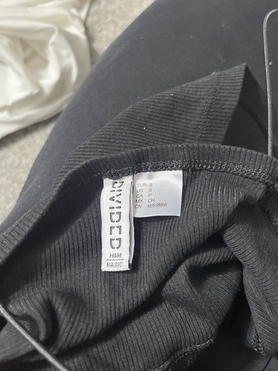 H&M Tops: Basic Top schwarz – Neu (gemäss Beschreibung) aus Bellikon von Ruth_62 2