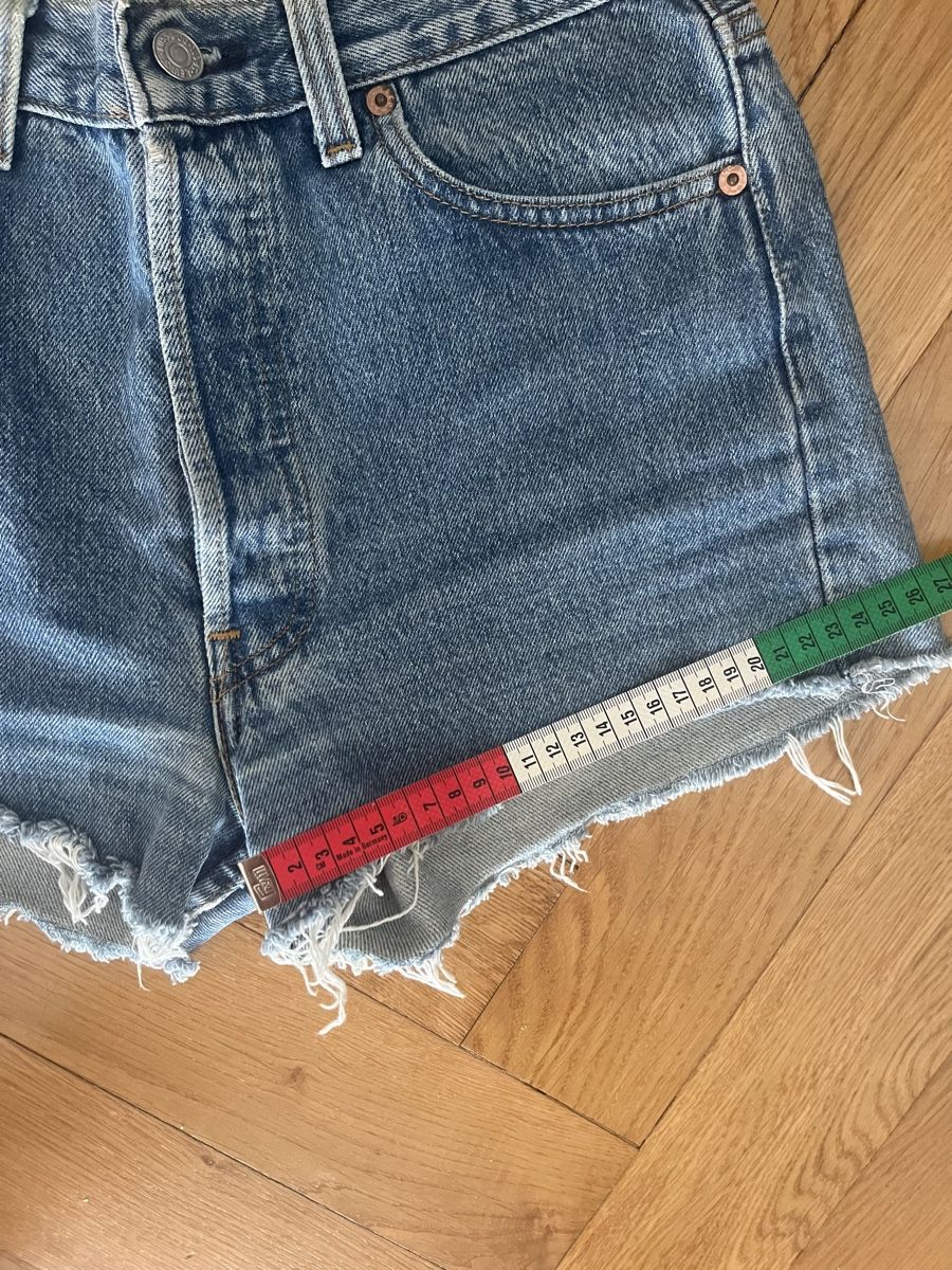 Levi's Jeans: Levi's 501 shorts W31 L36 – Usato da Lausanne venduto da Lillielillie 4