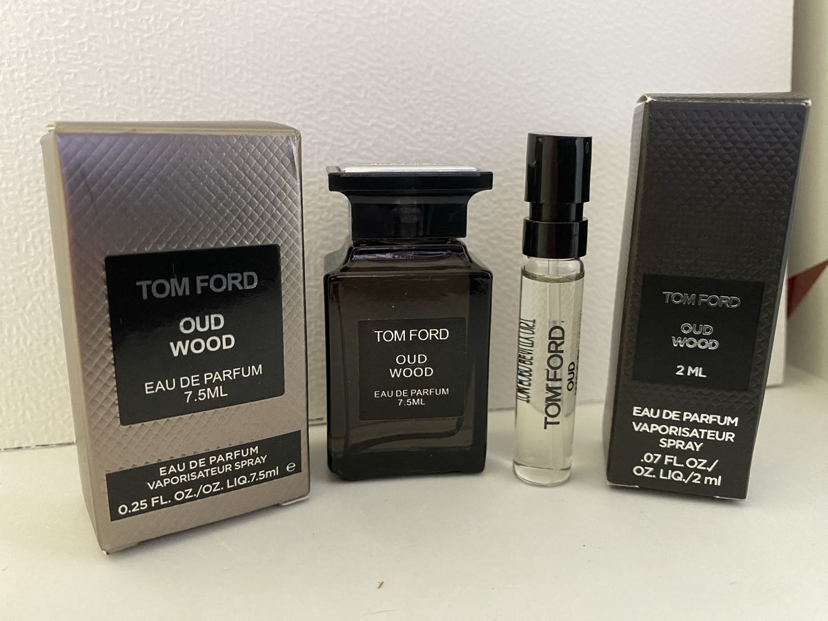 Tom Ford Profumi & Eau de Toilette: Miniatures Oud Wood Tom Ford – Nuovo e nell'imballaggio originale da Bouveret venduto da wes_7zll