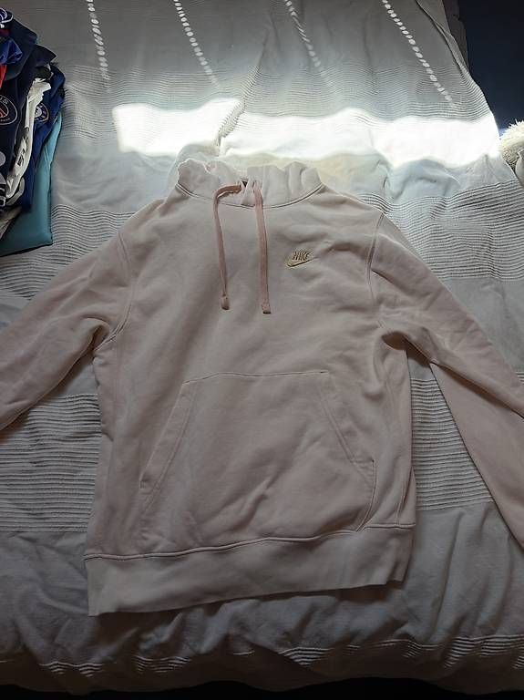 Maglioni & Felpe: Nike Hoodie Pink – Usato da Geuensee venduto da mar_ld75