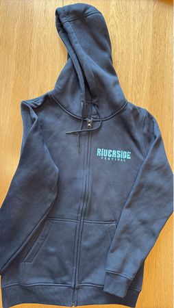 Kapuzenjacke Riverside Festival schwarz (1 mal getragen)