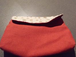 Nessesair / Täschchen, beige, rot, Schneeflocken