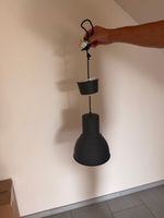 Hängeleuchte dunkelgrau mit Kabel und Deckenbefestigung