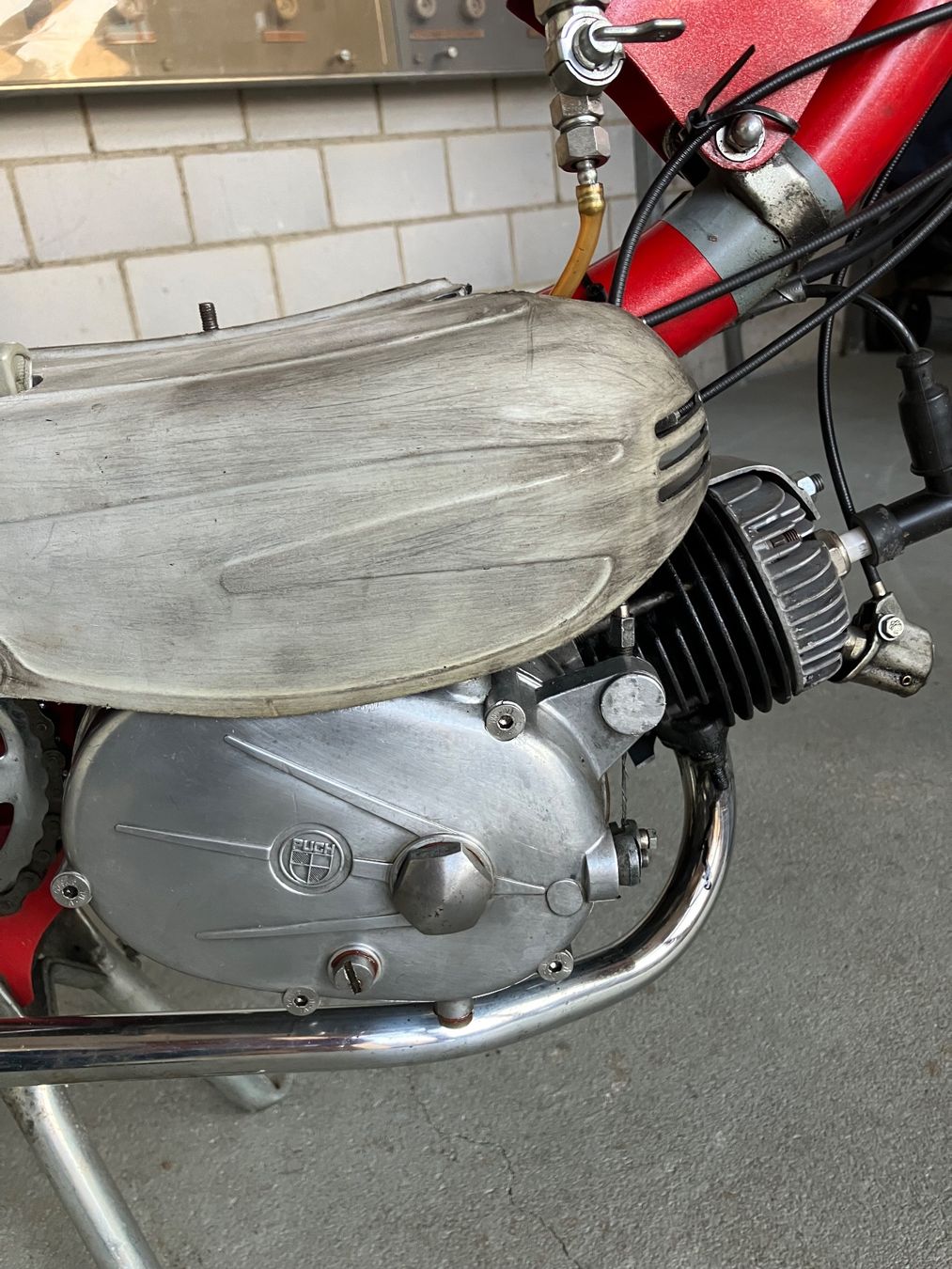 Puch Mofas: Puch Velux X30 S CH 7145 2 Gang Handgeschaltet neu aufgebaut – Gebraucht aus Reigoldswil von GNVeluxboost 1