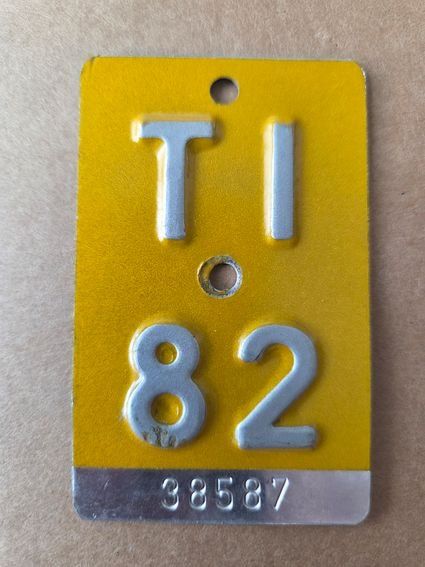 Sachs Insegne: Velonummer TI 82 Mofanummer plaque Mofa – Usato da Schenkon venduto da Uhu007