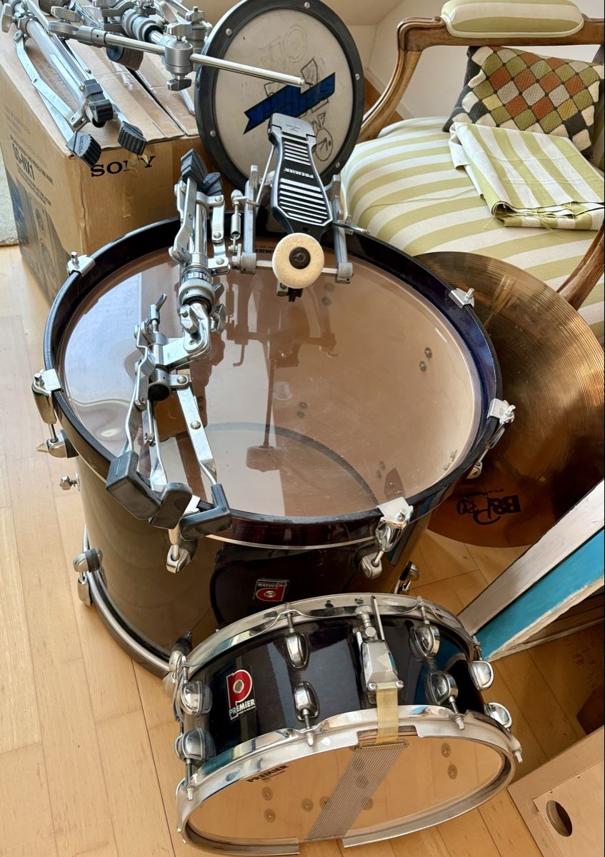 Instruments de musique: Schlagzeug Premier – D'occasion à Zürich par Moonracer111