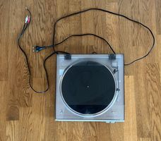 Denon DP-29F Plattenspieler inkl. Phono-Vorverstärker