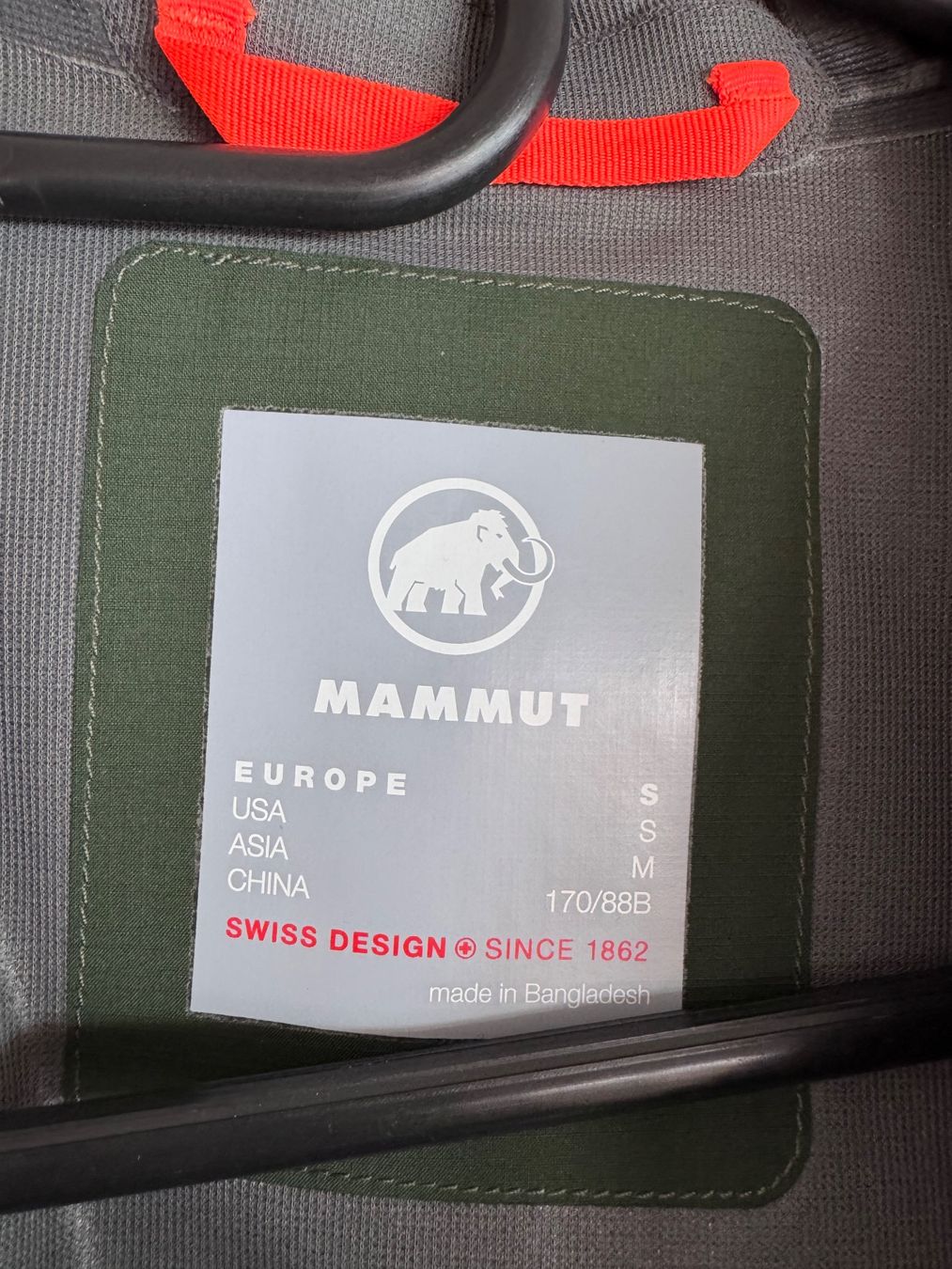 Mammut Giacche: Mammut 3L Hardshell S Regenjacke – Usato da Gunten venduto da ceed22 2