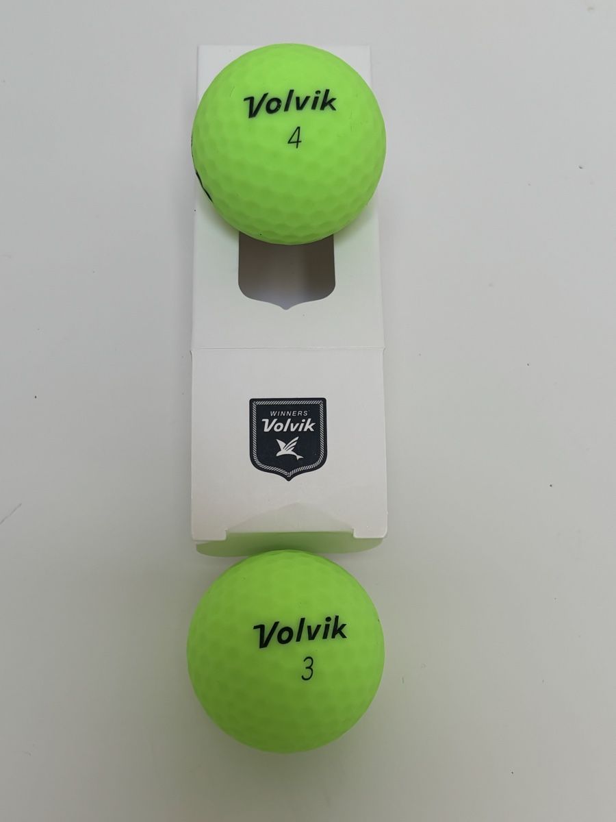 Bälle: Golfbälle Volvik neu 2 Stk. Grün – Neu und originalverpackt aus Küttigen von cedione 2