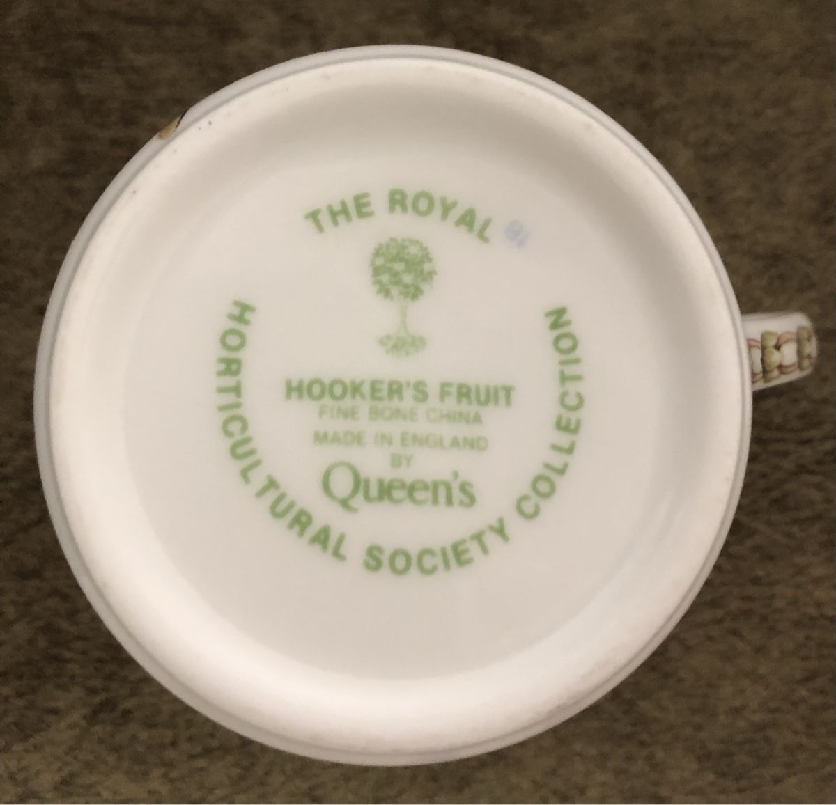 Tazze: 2 Queen's Hooker's Fruit Tassen – Nuovo (secondo la descrizione) da Bubikon venduto da nb_b8d9 3