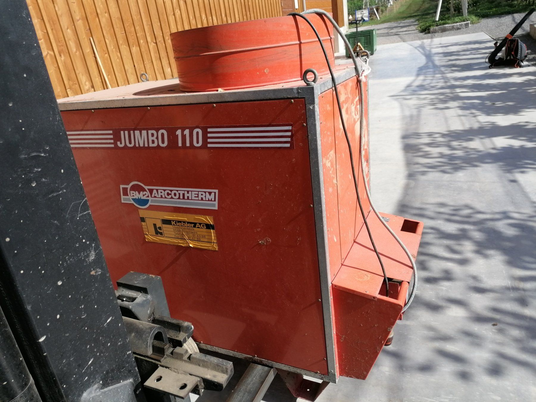 Heizgeräte: Warmluftofen – Gebraucht aus Bischofszell von crxmen