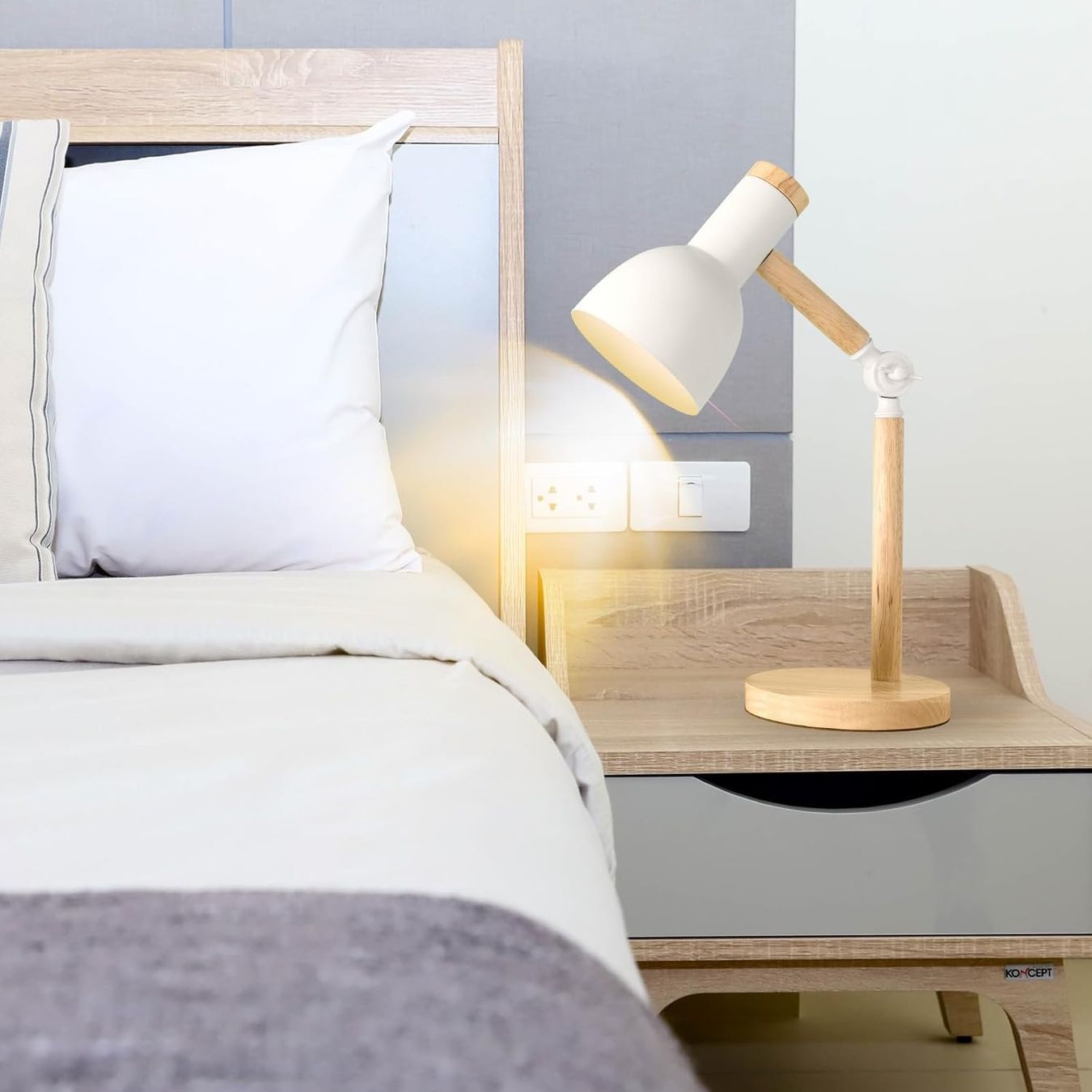 Lampade: Einstellbare Holz Tischlampe – Nuovo e nell'imballaggio originale da Geneve venduto da Titi2008 3