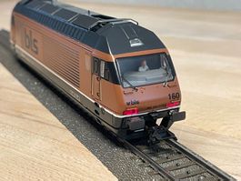 Märklin BLS Re 465 braun - Custom painted - schwarze Schrift