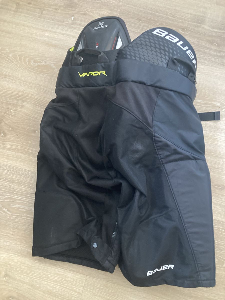 Bauer Pantaloni: Bauer Eishockey-Hose Vapor Grösse Junior L – Usato da Röschenz venduto da Mstrasser0 1