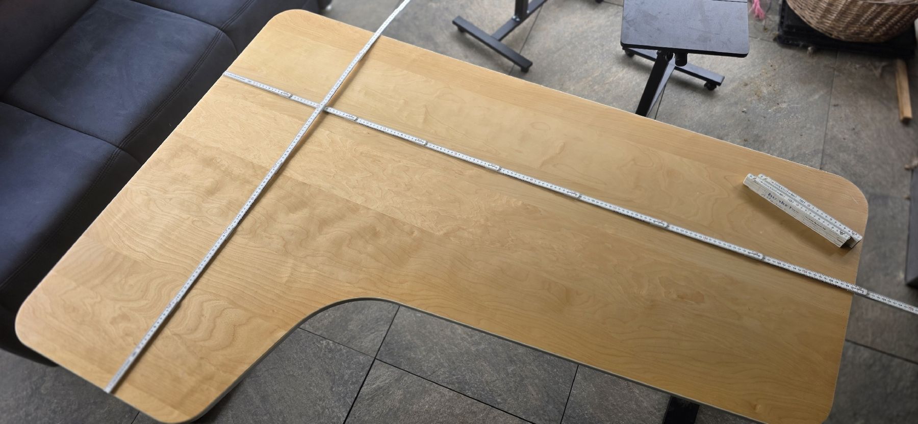 Ikea Tables: Ikea Bürotisch – D'occasion à Richenthal par Mitzu706