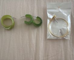 Ohrringe Set drei Paare grün und gold neuwertig